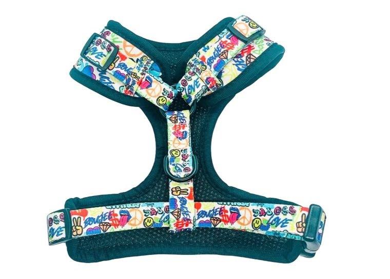 “ATTITUDE COLLECTION: GRAFFITI” DOG & CAT ADJUSTABLE HARNESS