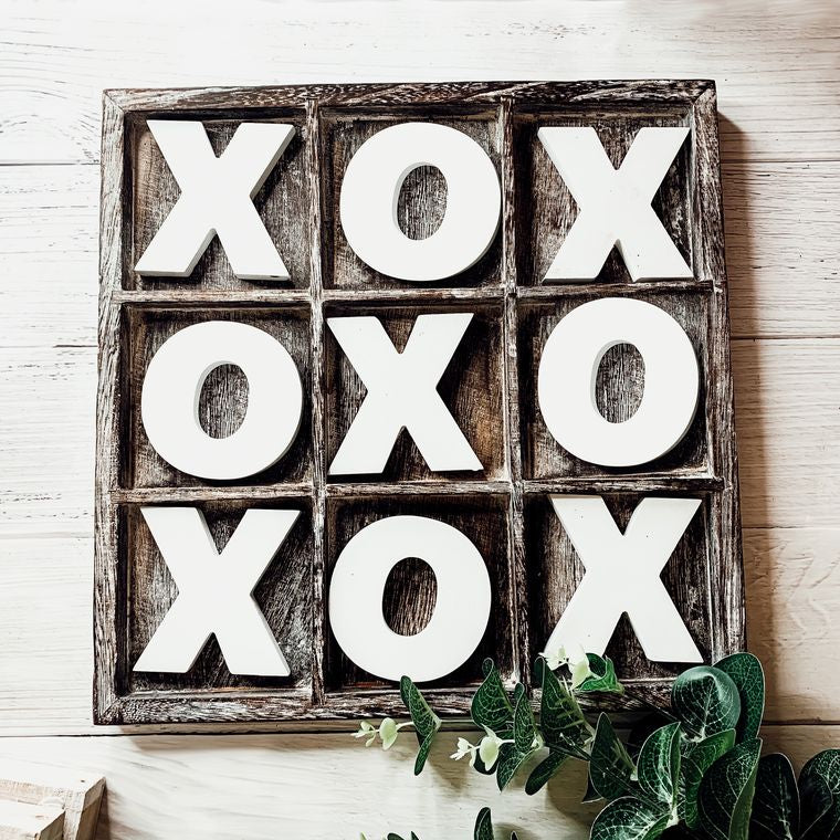 TIC TAC TOE COTTAGE & FARMHOUSE TABLETOP DECOR PIECE